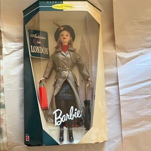 Barbie Autumn in London Doll - Beige and Black Outfit